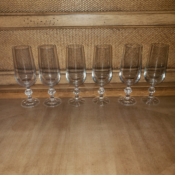 6 Crystal Champagne Flutes with Cut Crystal Ball Stem - Picture 3 of 3